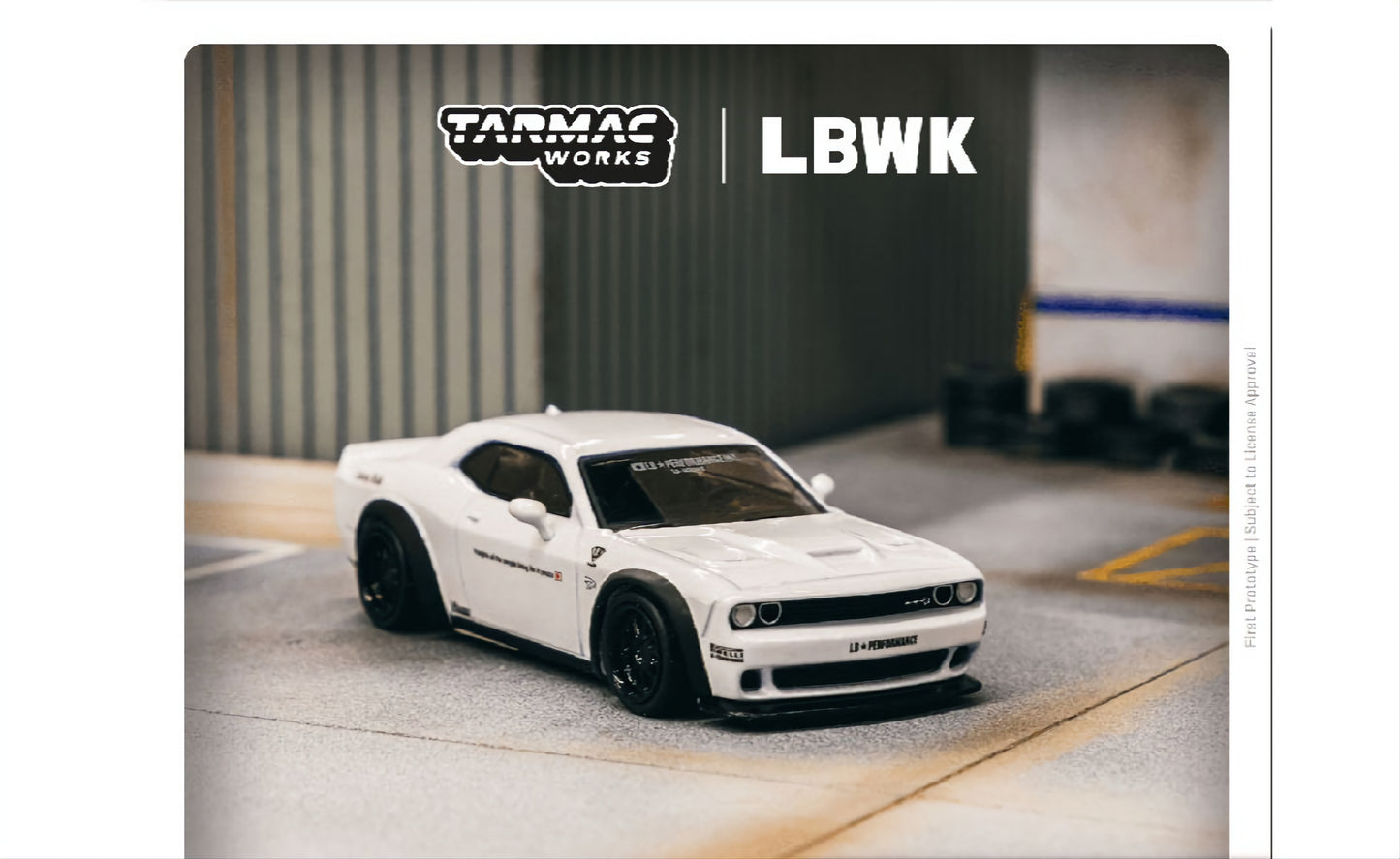 Tarmac Works 1:64 LB-WORKS Dodge Challenger SRT Hellcat – White – Global64